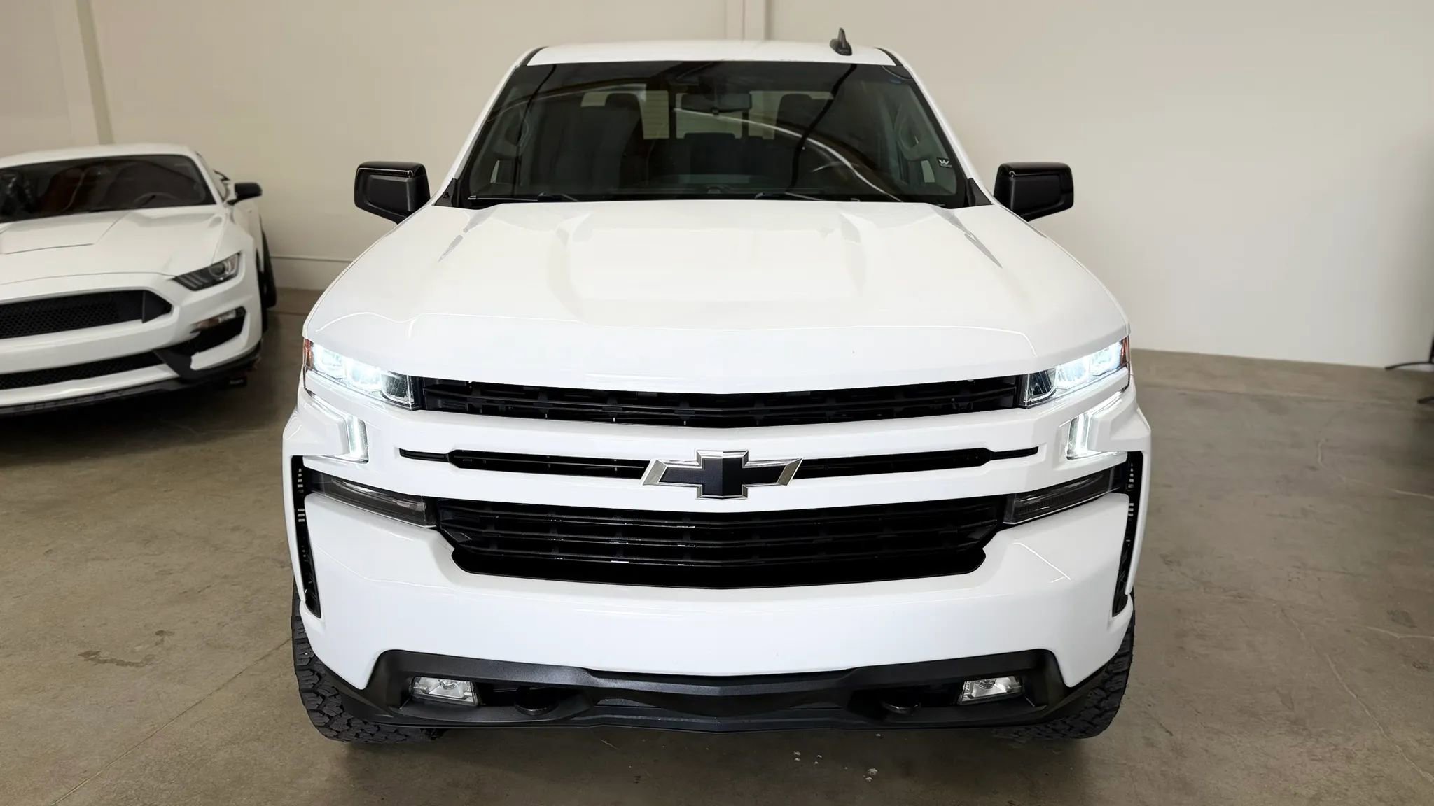 Used 2019 Chevrolet Silverado 1500 RST w/ True North Edition AWD/4WD image 3