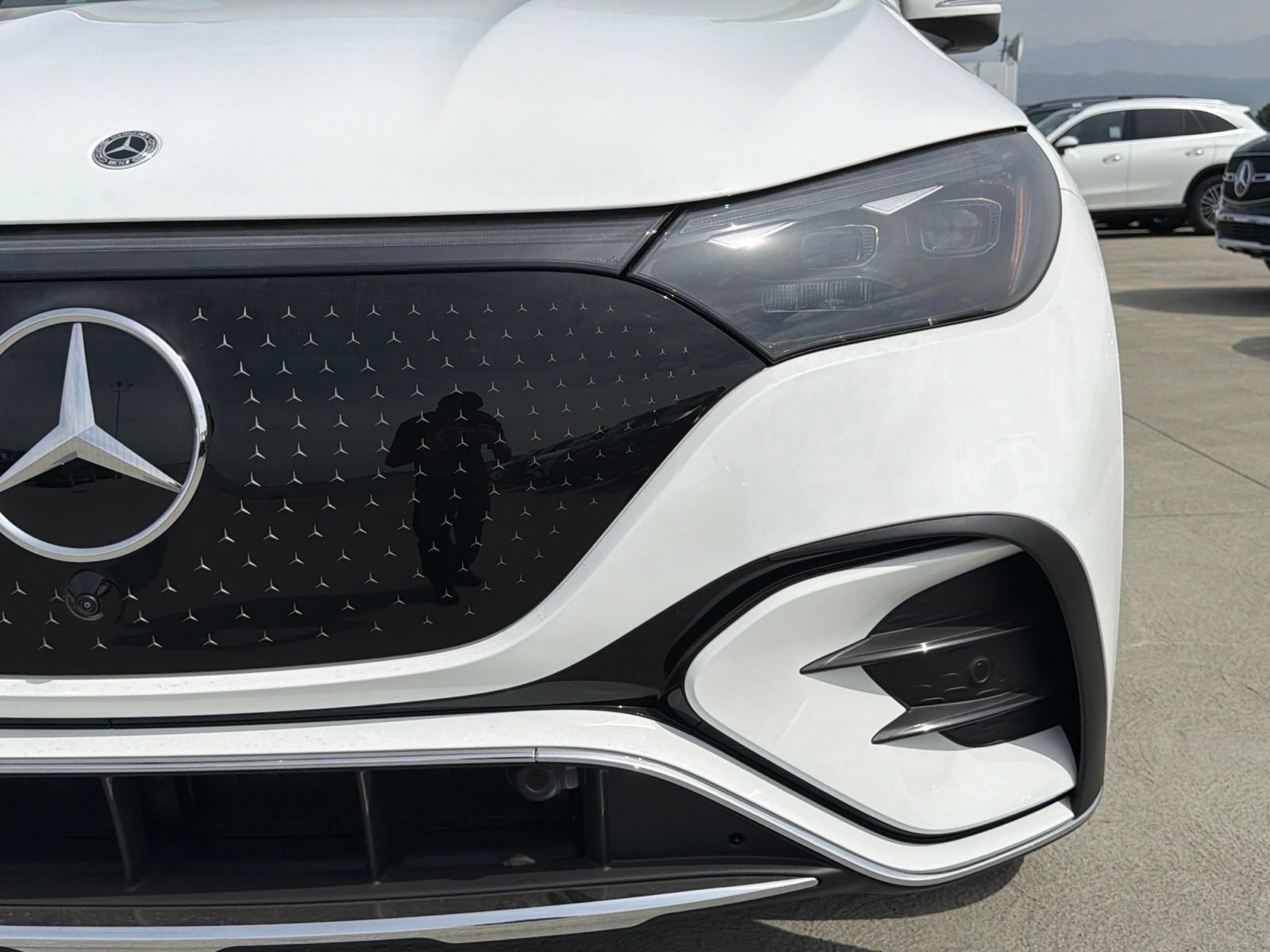 New 2027 Mercedes-Benz EQE 320 4MATIC SUV image 7