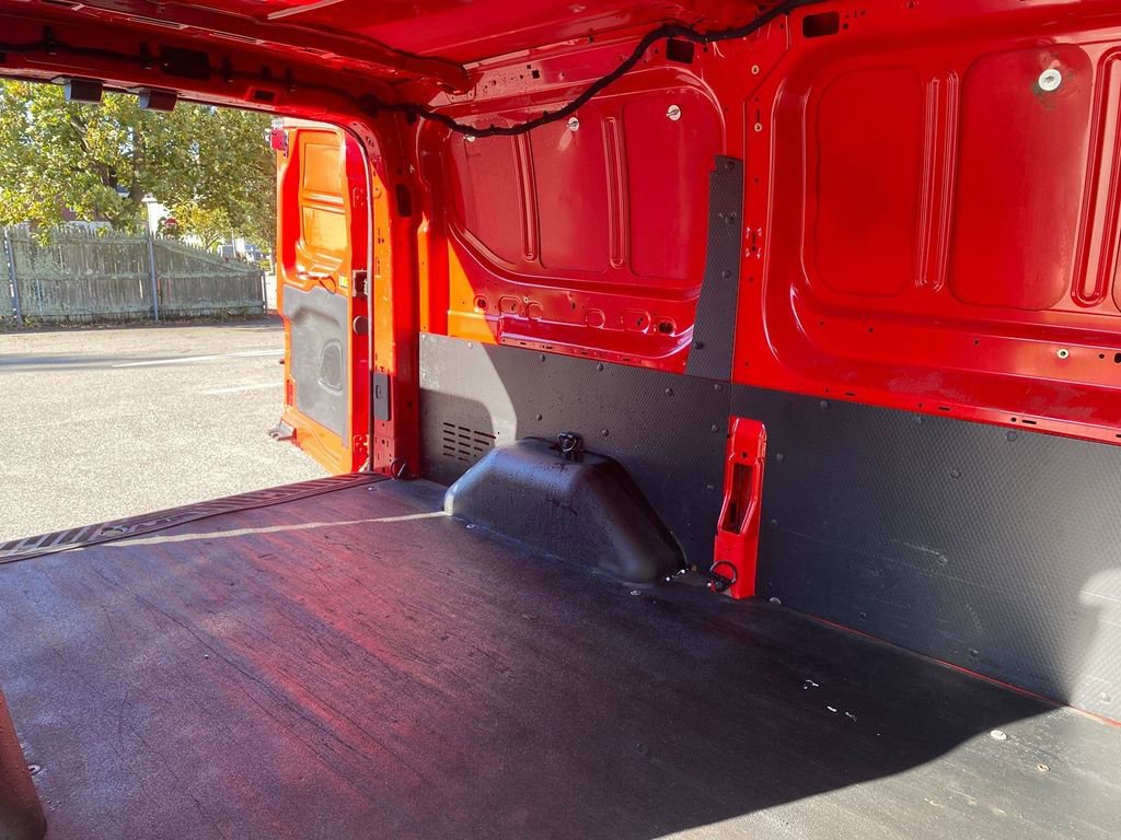 Used 2018 Ford Transit 250 130 Low Roof image 27