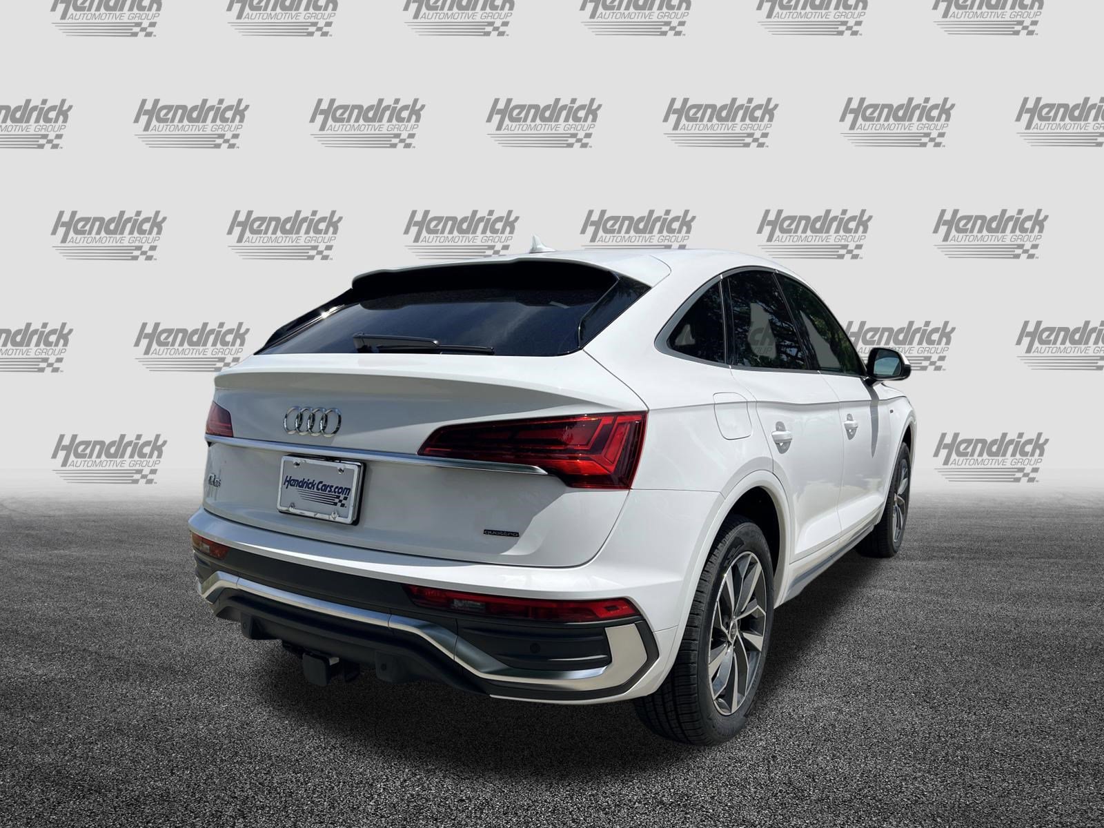 Certified 2023 Audi Q5 2.0T Premium Plus w/ Premium Plus Package AWD/4WD image 9