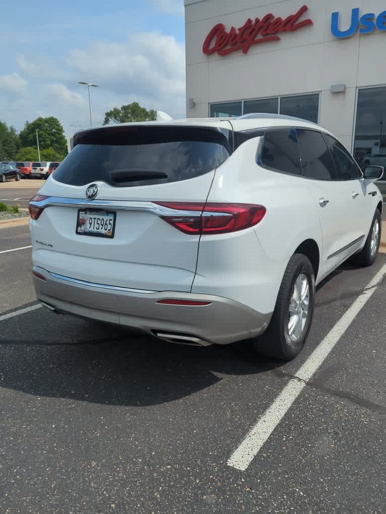 Used 2021 Buick Enclave Essence w/ Sound and Sites Package FWD image 3