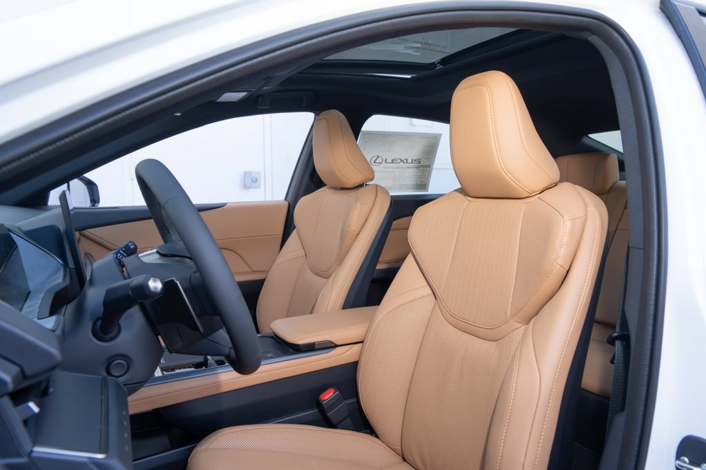 New 2026 Lexus ES 350e FWD image 21