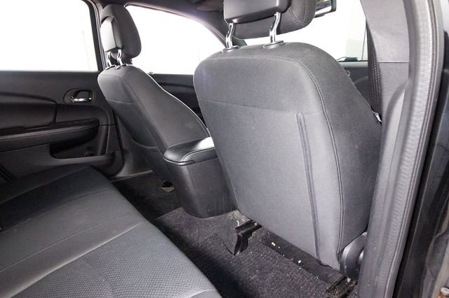 Used 2011 Chrysler 200 Limited FWD image 26