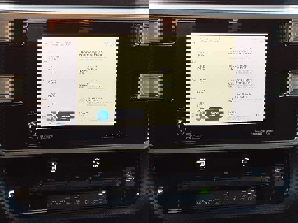 Used 2022 Toyota Tundra SR5 image 11