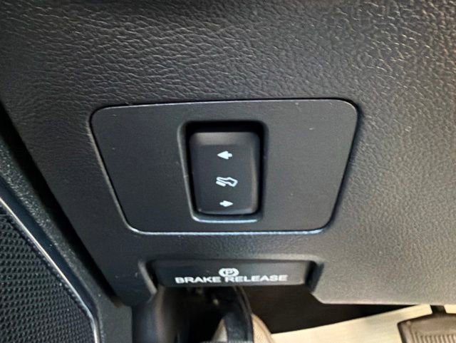 Used 2021 Ford F350 Lariat w/ Lariat Value Package AWD/4WD image 25