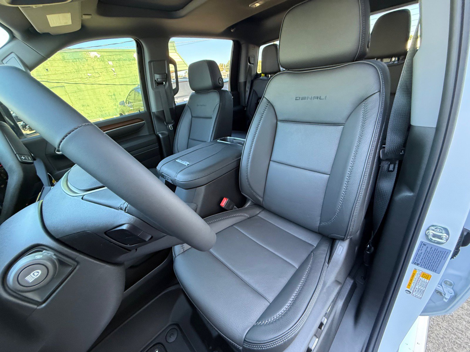 New 2026 GMC Sierra 2500 Denali w/ Denali Reserve Package image 15