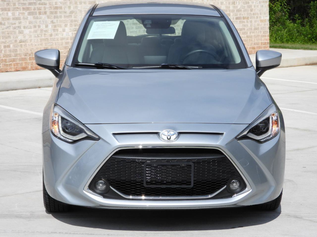 Used 2020 Toyota Yaris XLE FWD image 27
