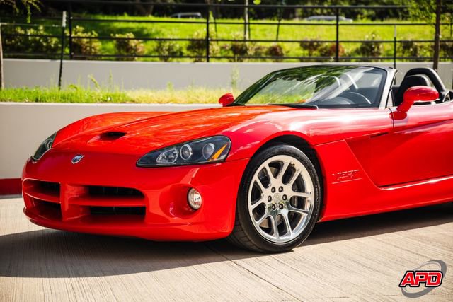 Used 2003 Dodge Viper SRT-10 RWD image 35