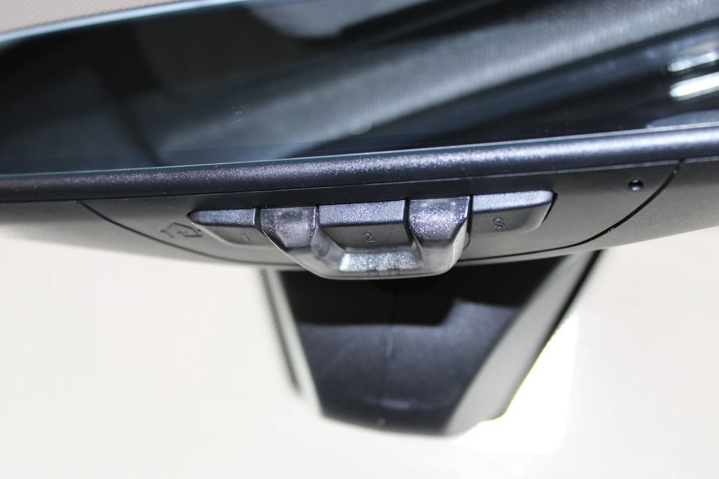 Used 2023 BMW 330i Sedan w/ Premium Package RWD image 51