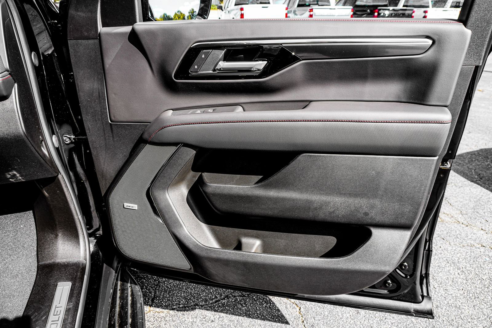 New 2026 Chevrolet Suburban RST w/ RST Capability Package image 43