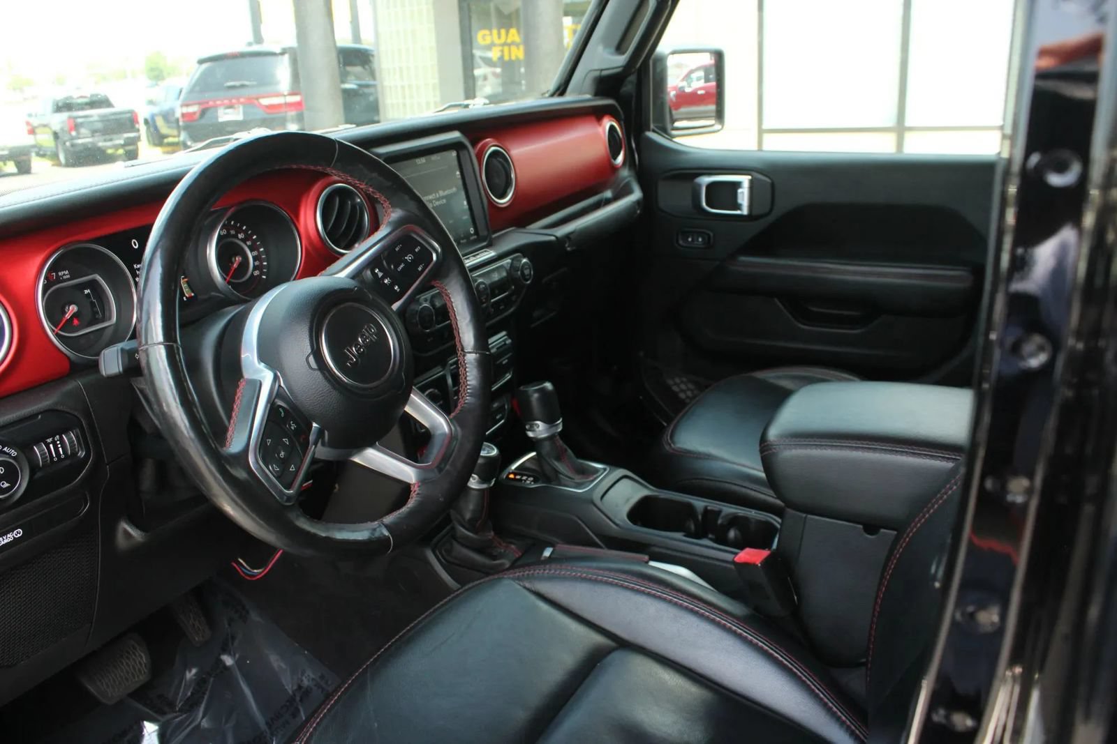 Used 2020 Jeep Gladiator Rubicon AWD/4WD image 12