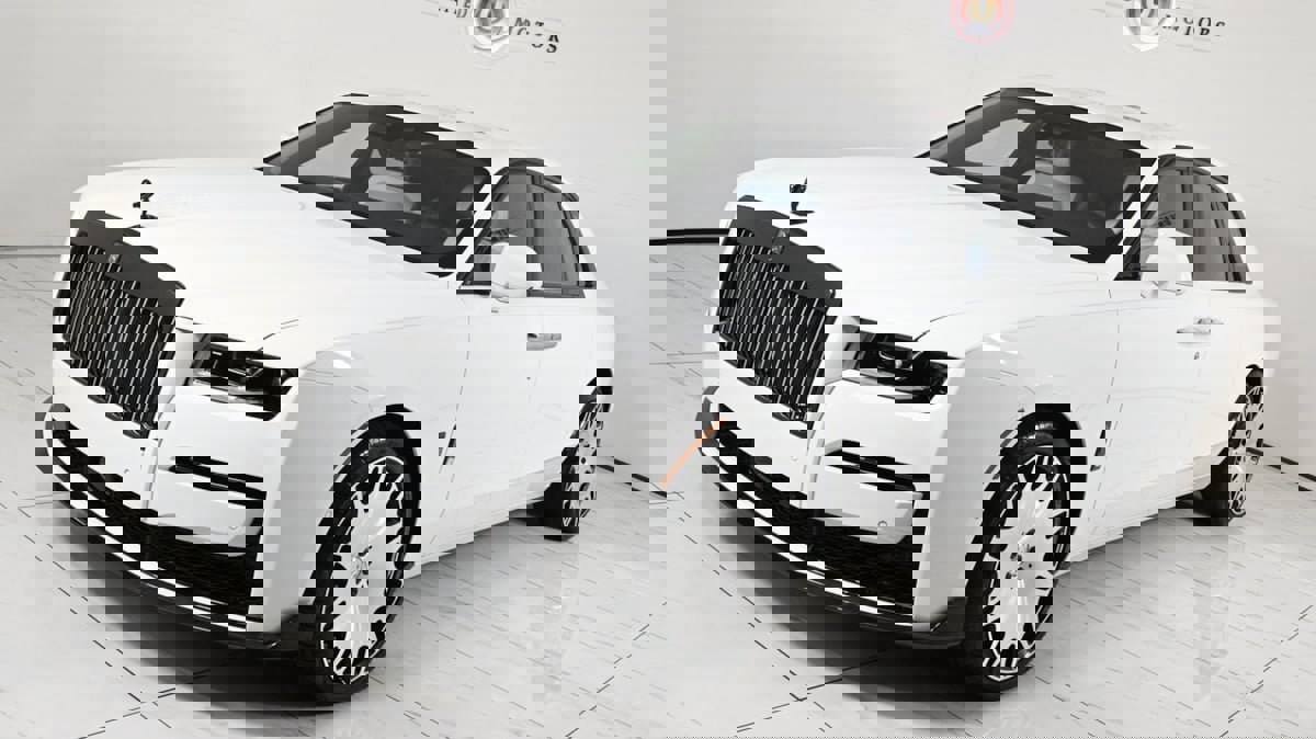 Used 2023 Rolls-Royce Ghost Black Badge w/ Black Badge Ghost Package image 42