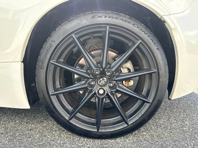 Used 2022 Toyota GR86 Premium w/ ALL Weather Mat Package (TMS) RWD image 22