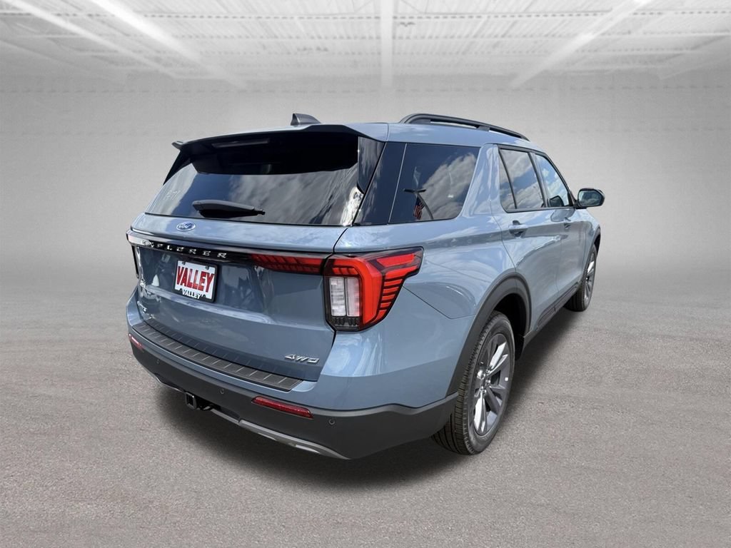 New 2026 Ford Explorer Active w/ Active Comfort Package AWD/4WD image 3