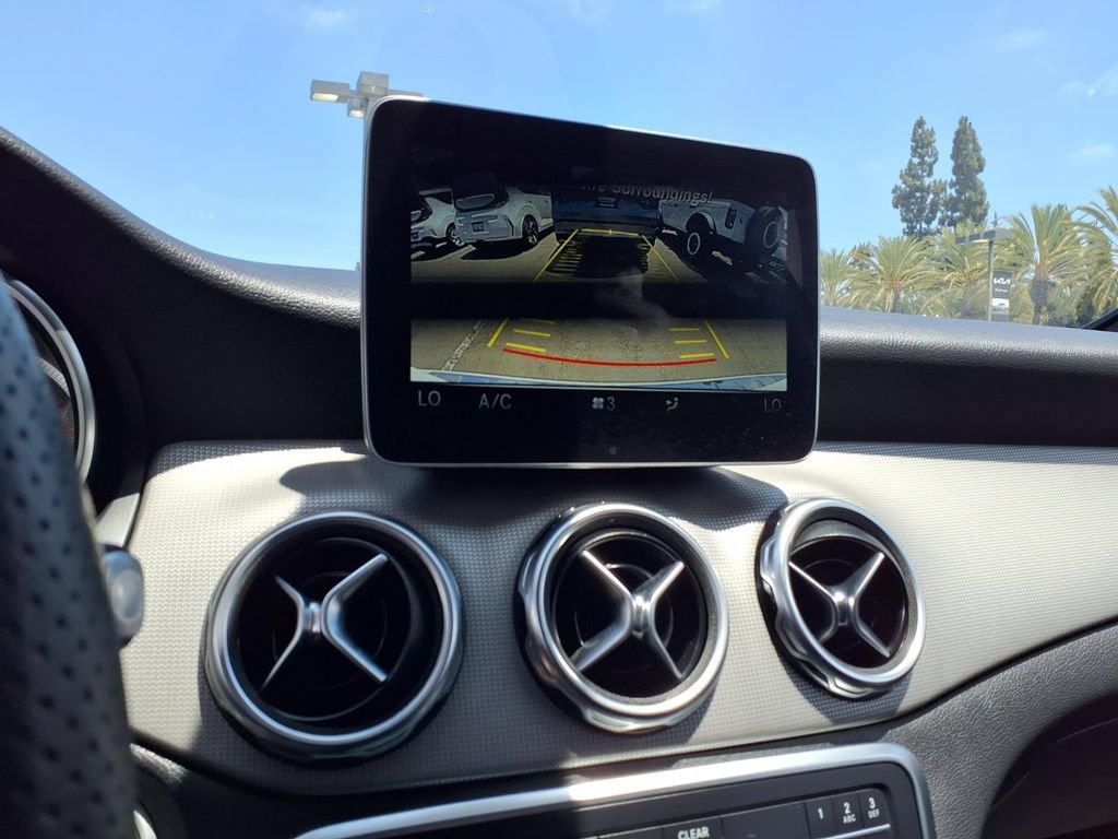 Used 2020 Mercedes-Benz GLA 250 image 16