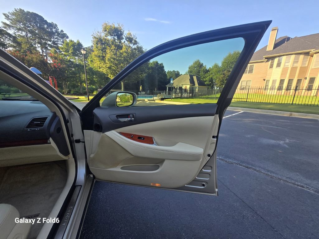 Used 2011 Lexus ES 350 image 14