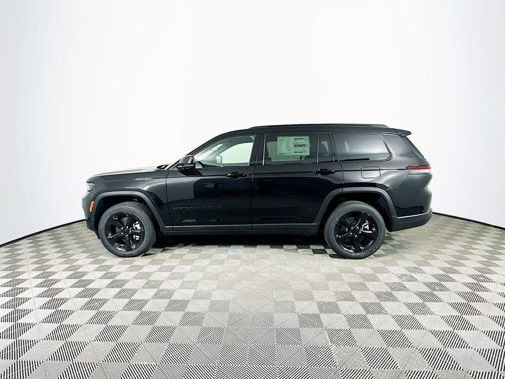 New 2025 Jeep Grand Cherokee L Altitude image 6