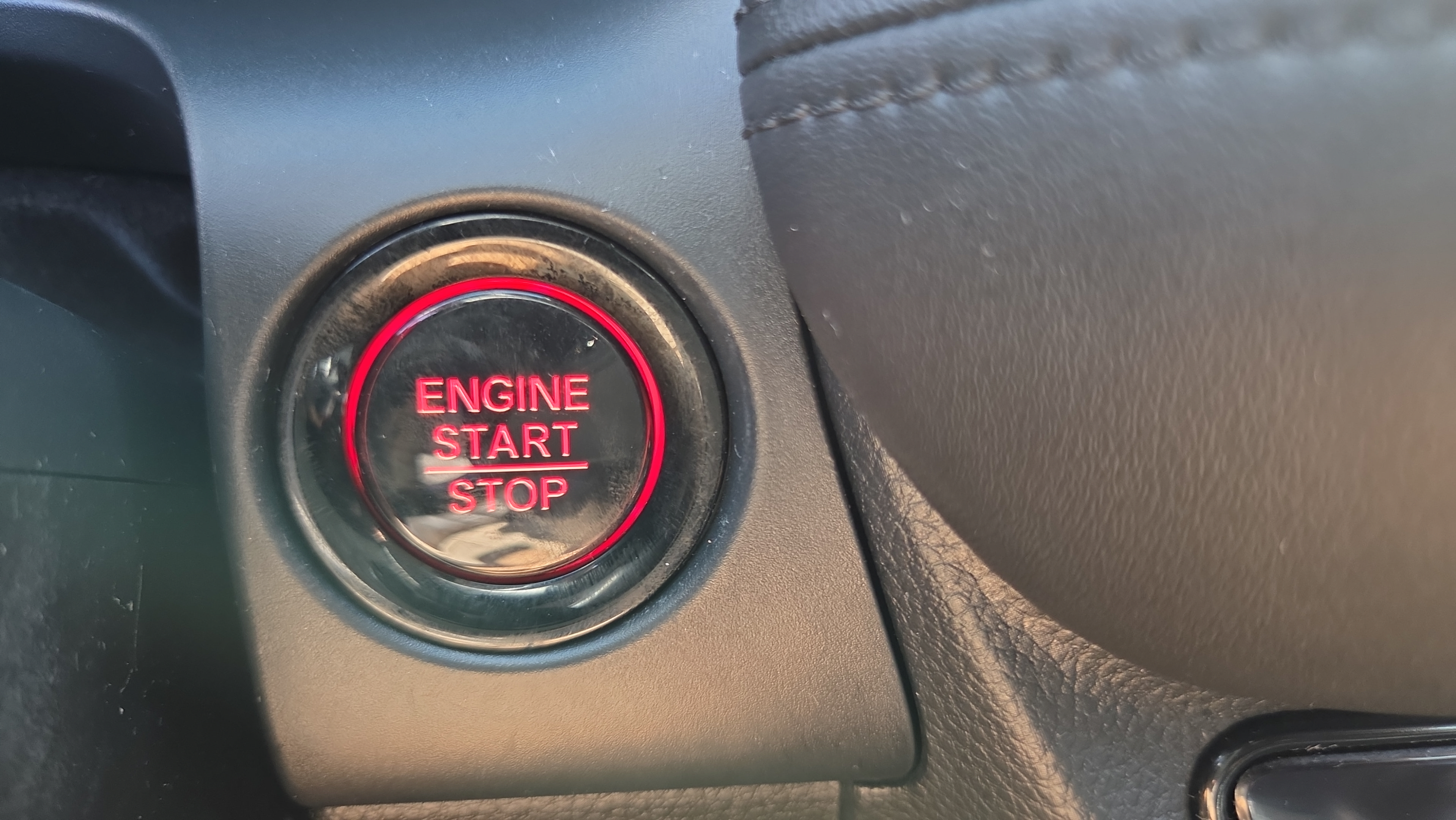Certified 2024 Honda HR-V LX image 33
