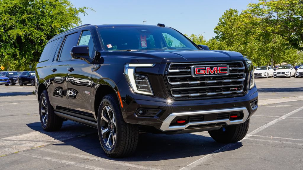 New 2026 GMC Yukon XL AT4 image 5