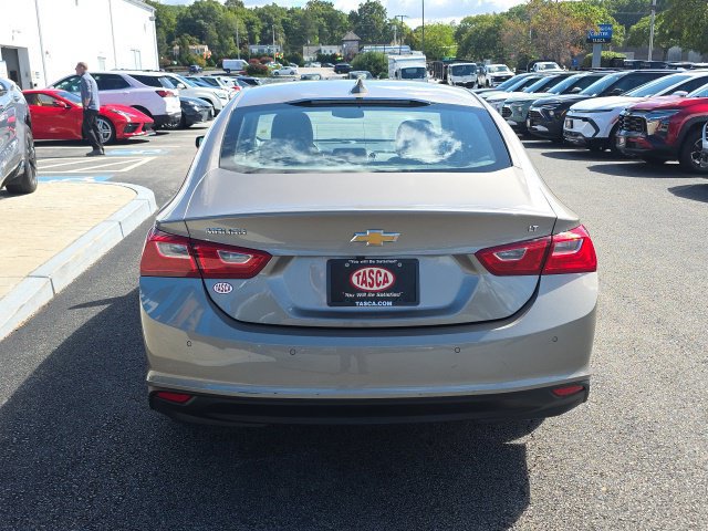 Used 2025 Chevrolet Malibu LT FWD image 3