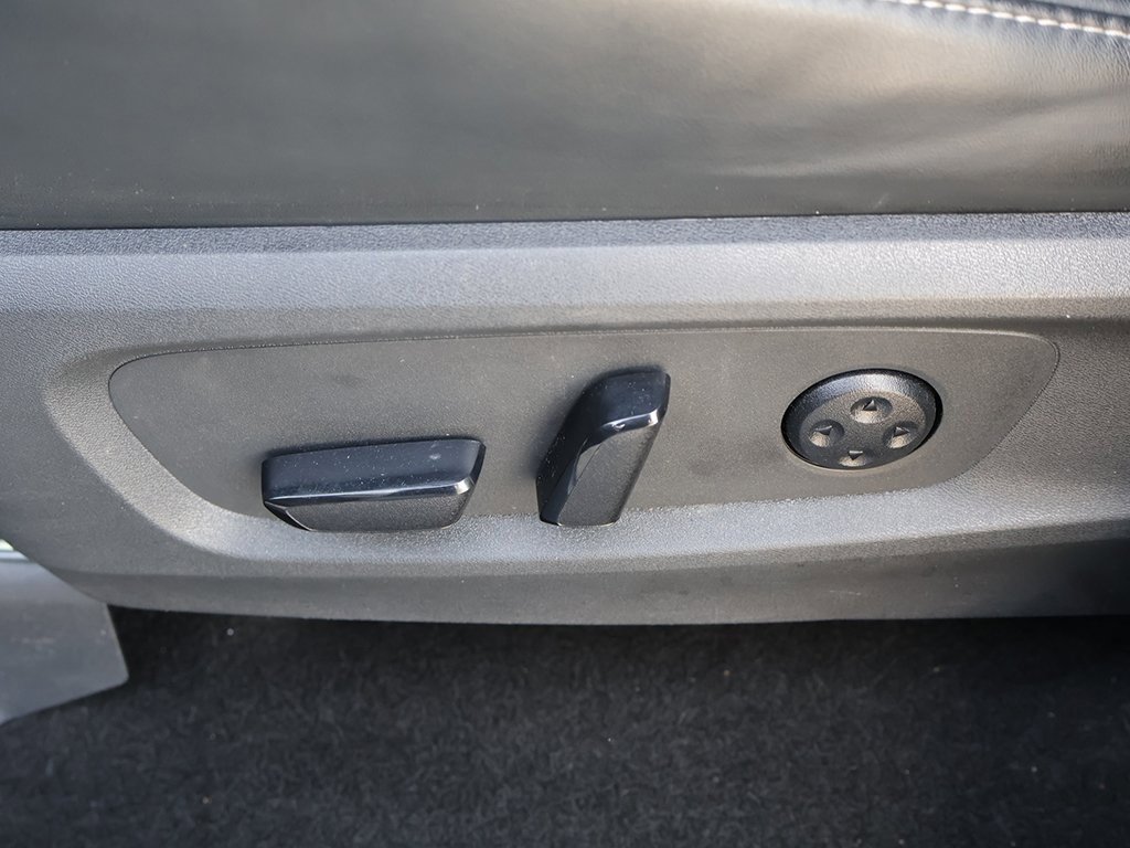 Used 2023 INFINITI QX60 Luxe w/ Cargo Package image 36