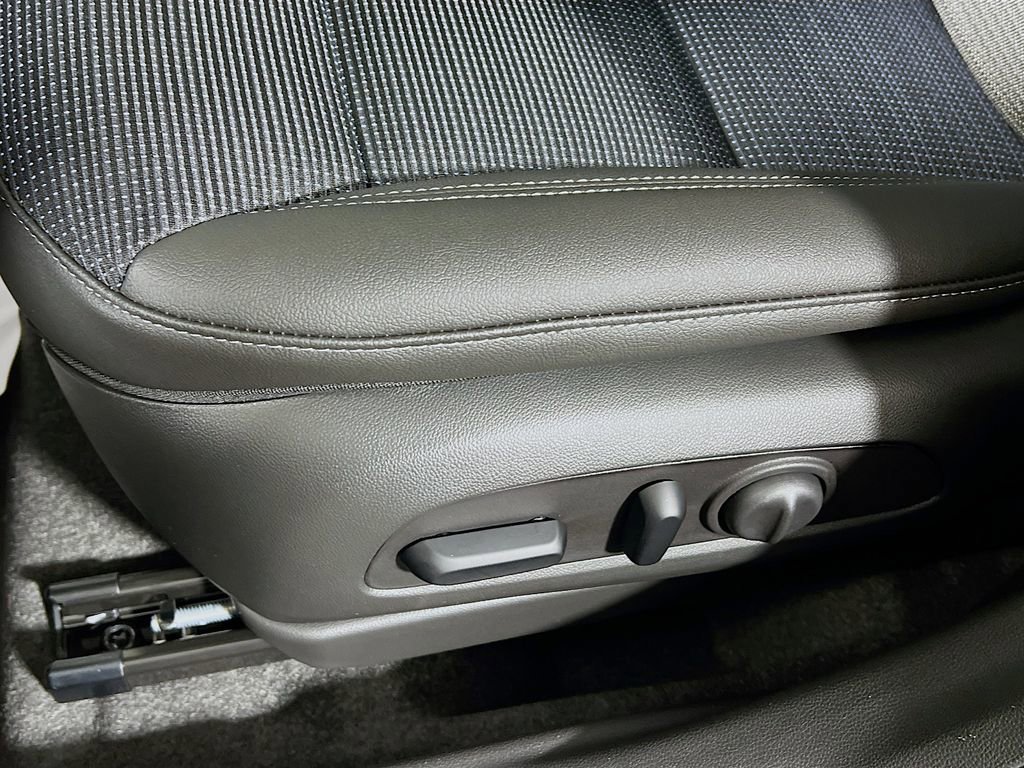 New 2026 Buick Envista Preferred w/ Convenience I Package FWD image 15