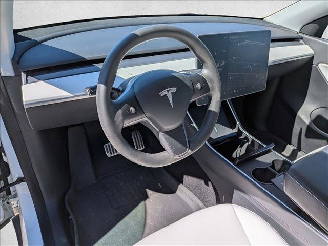 Used 2021 Tesla Model Y Long Range AWD/4WD image 9