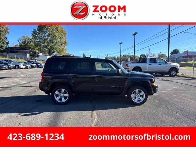 Used 2016 Jeep Patriot Latitude AWD/4WD image 1