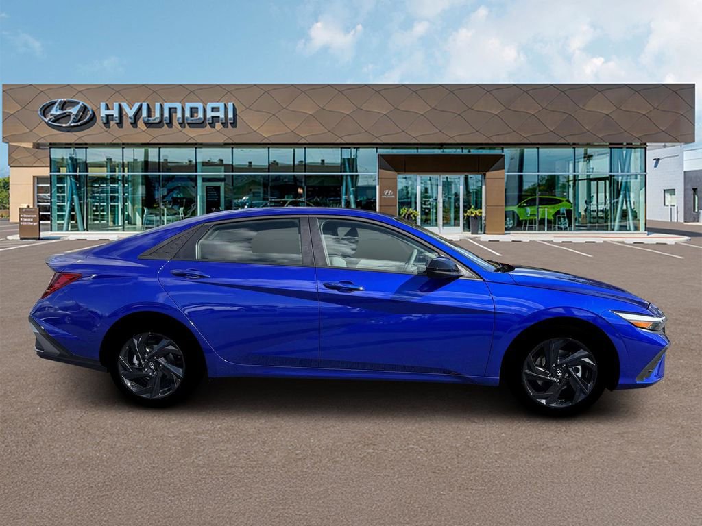 New 2026 Hyundai Elantra Sport image 9
