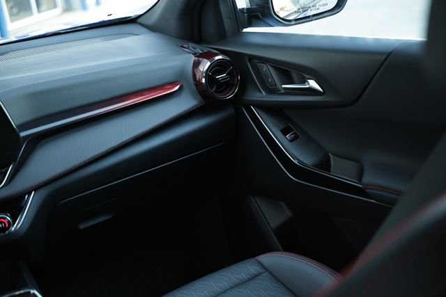 Used 2025 Chevrolet Equinox RS image 27