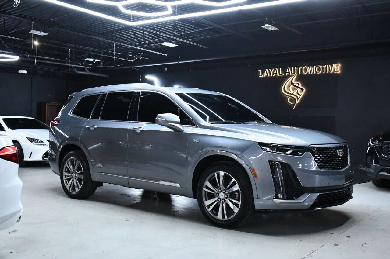Used 2021 Cadillac XT6 Luxury FWD image 2