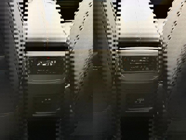 New 2025 Nissan Pathfinder SL w/ Black Appearance Package image 20