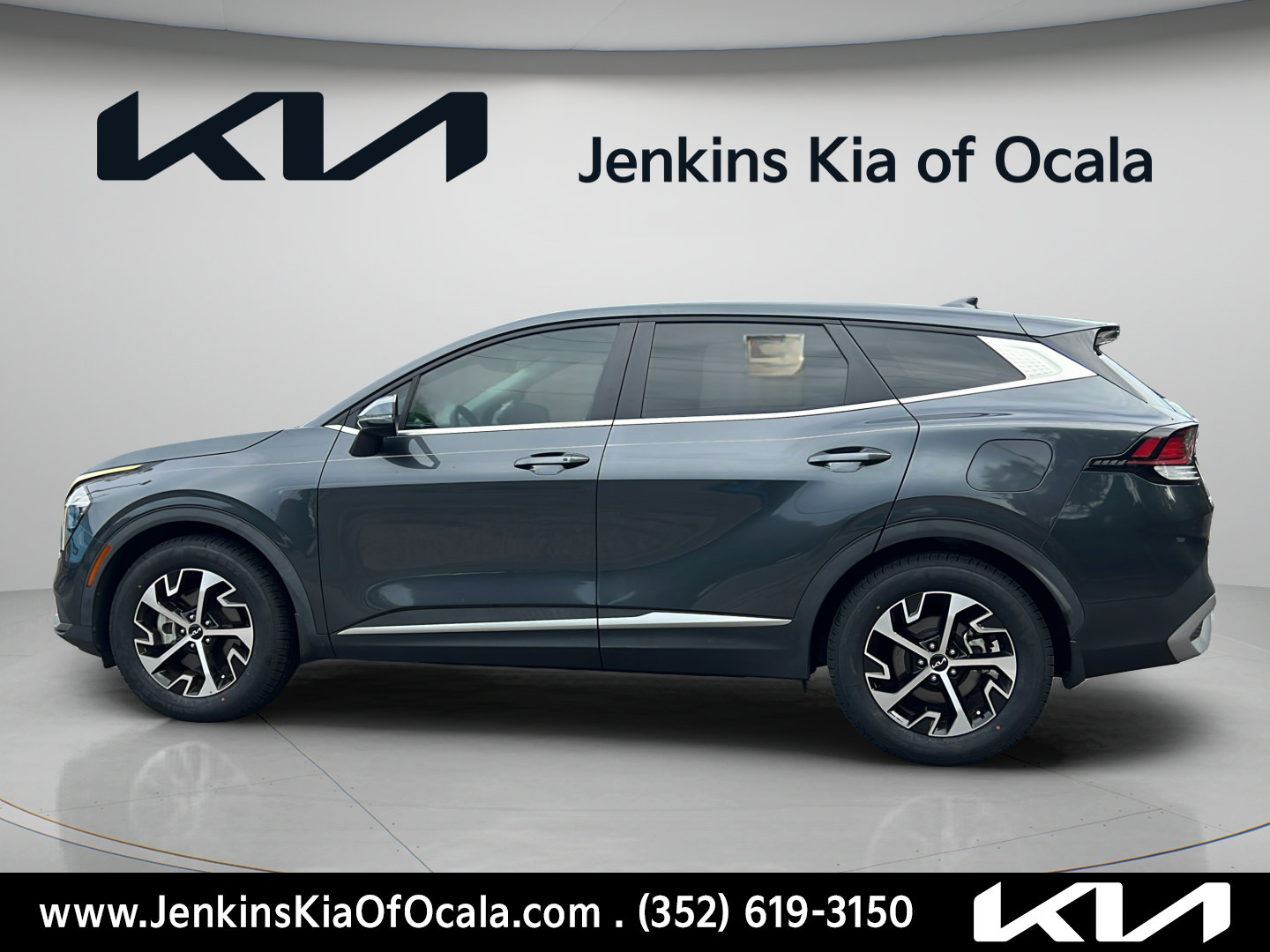 Certified 2023 Kia Sportage EX FWD image 6