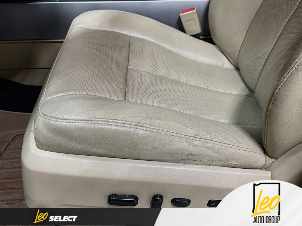 Used 2017 Ford Expedition EL Limited w/ Equipment Group 301A AWD/4WD image 22
