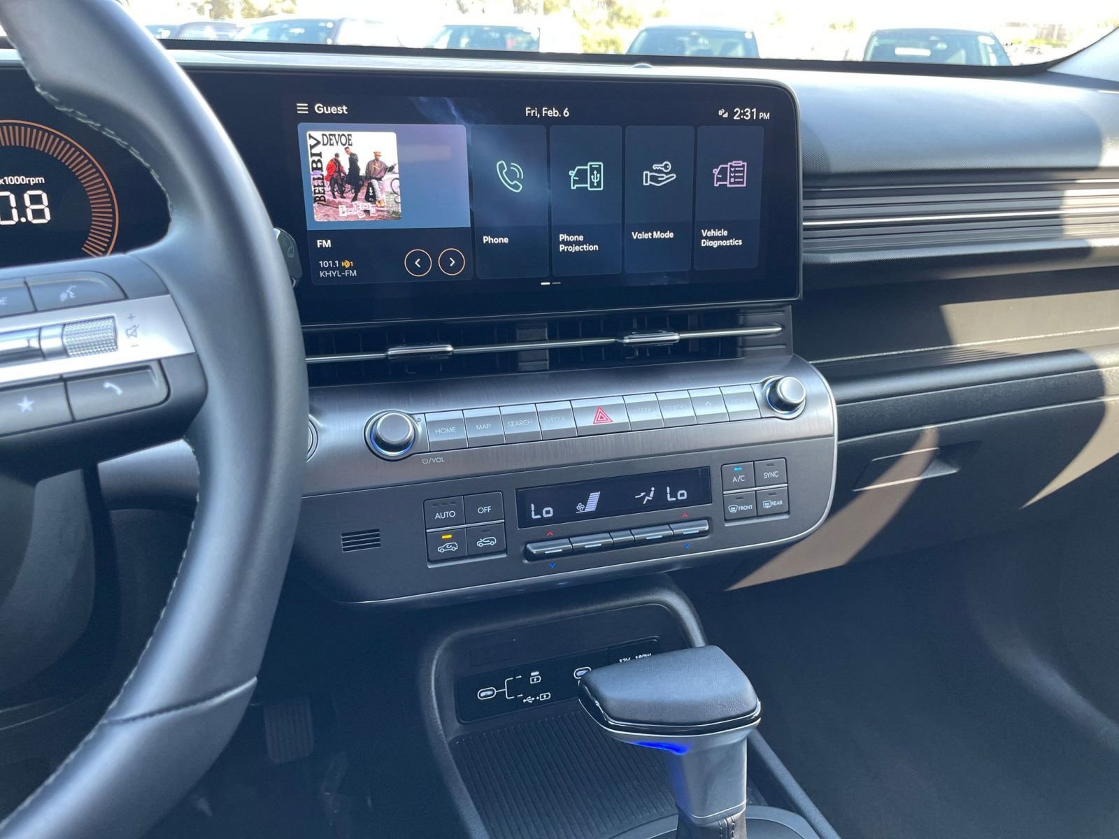 Used 2025 Hyundai Kona SEL image 17