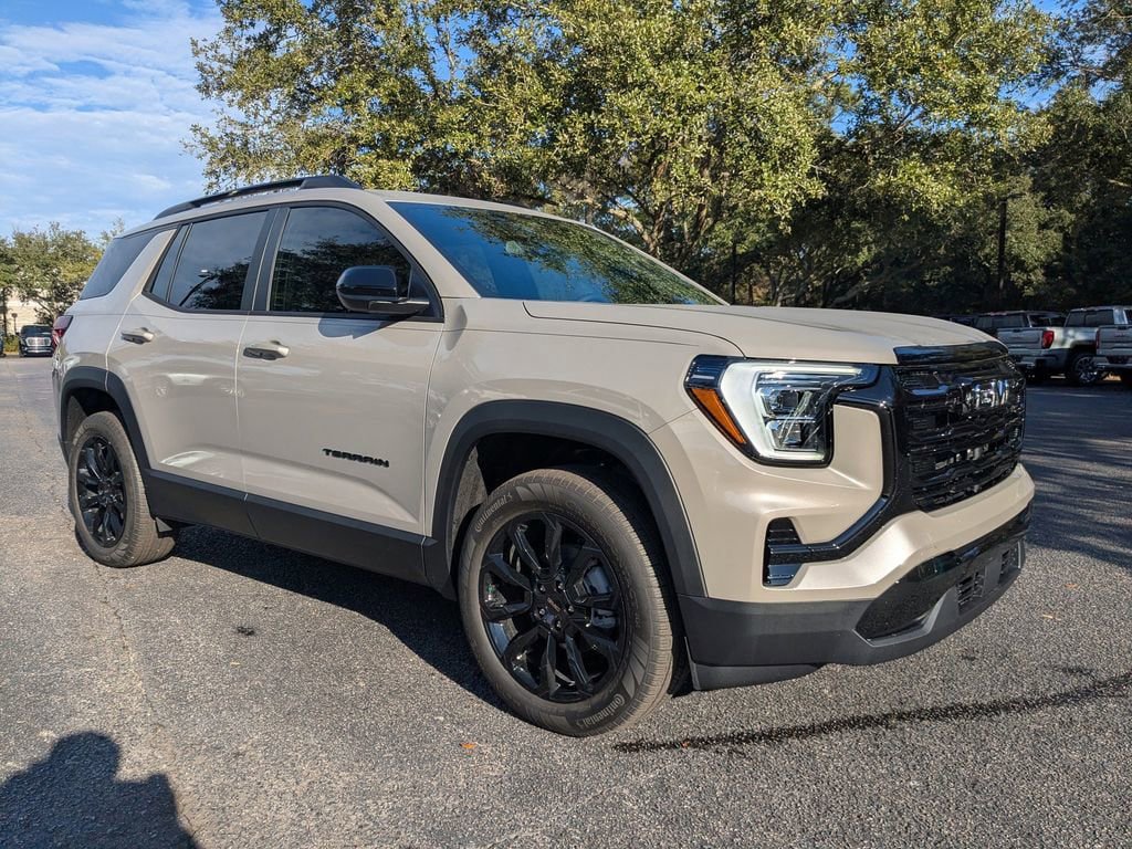New 2026 GMC Terrain Elevation w/ Elevation Premium Package image 2
