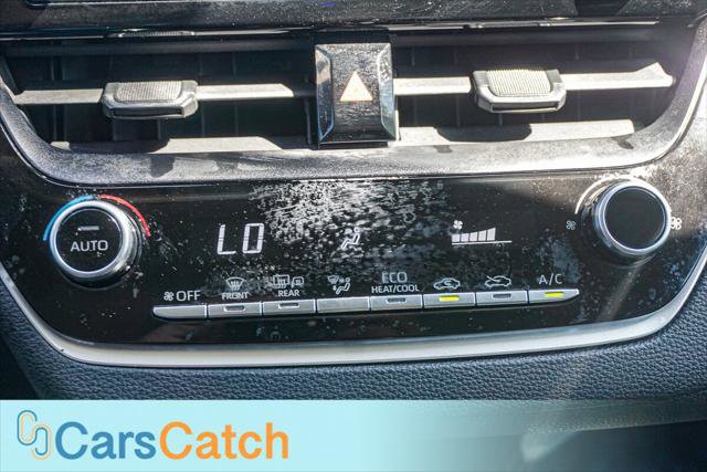 Used 2020 Toyota Corolla LE image 23