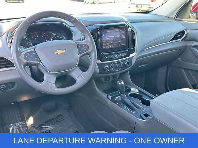 Used 2020 Chevrolet Traverse LT w/ Driver Confidence II Package image 2