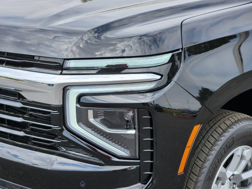 New 2026 Chevrolet Suburban LS w/ Max Trailering Package AWD/4WD image 5