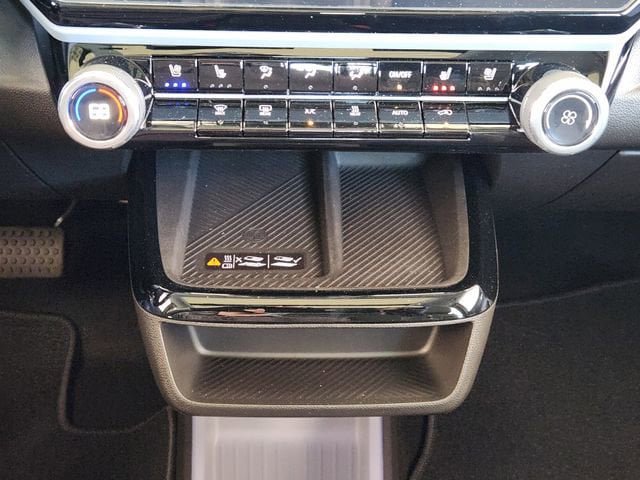 New 2027 Chevrolet Bolt RS w/ Technology Package FWD image 16