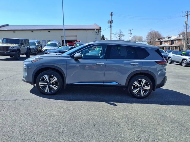 Used 2023 Nissan Rogue SL image 4