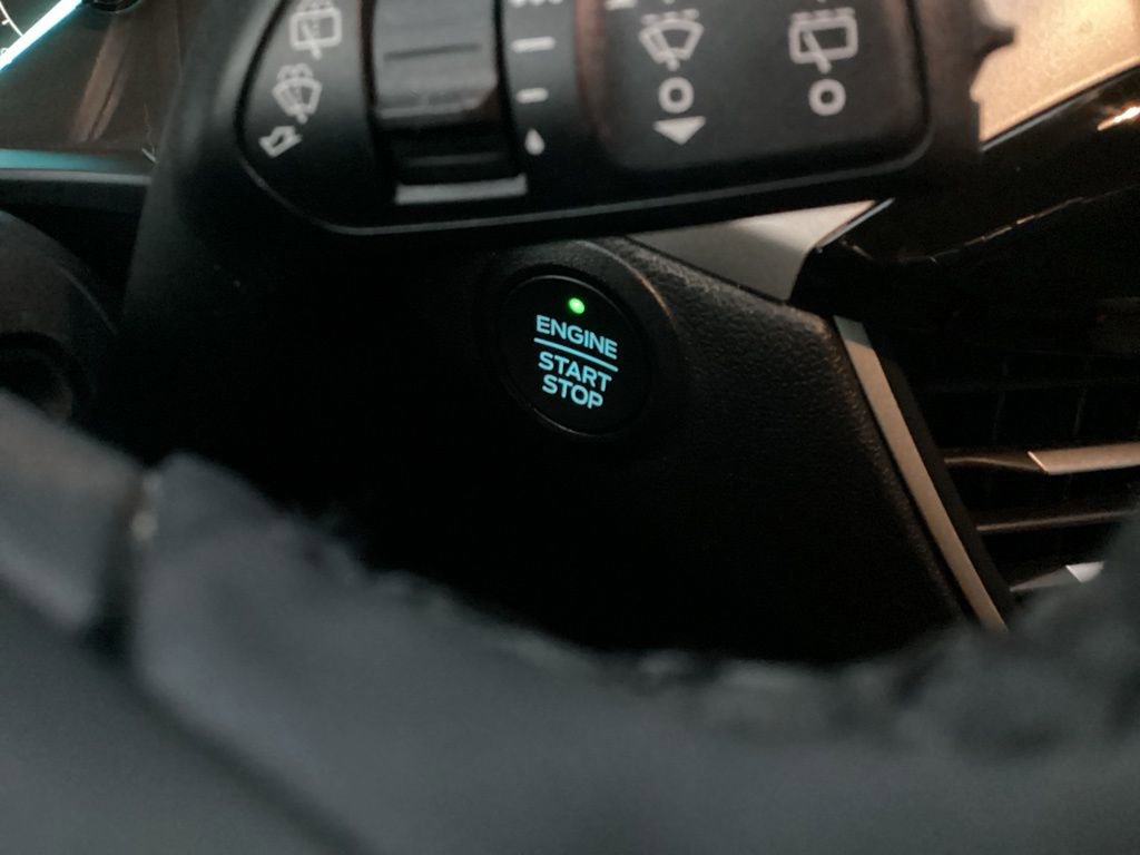 Used 2022 Ford Escape SE w/ Convenience Package image 55