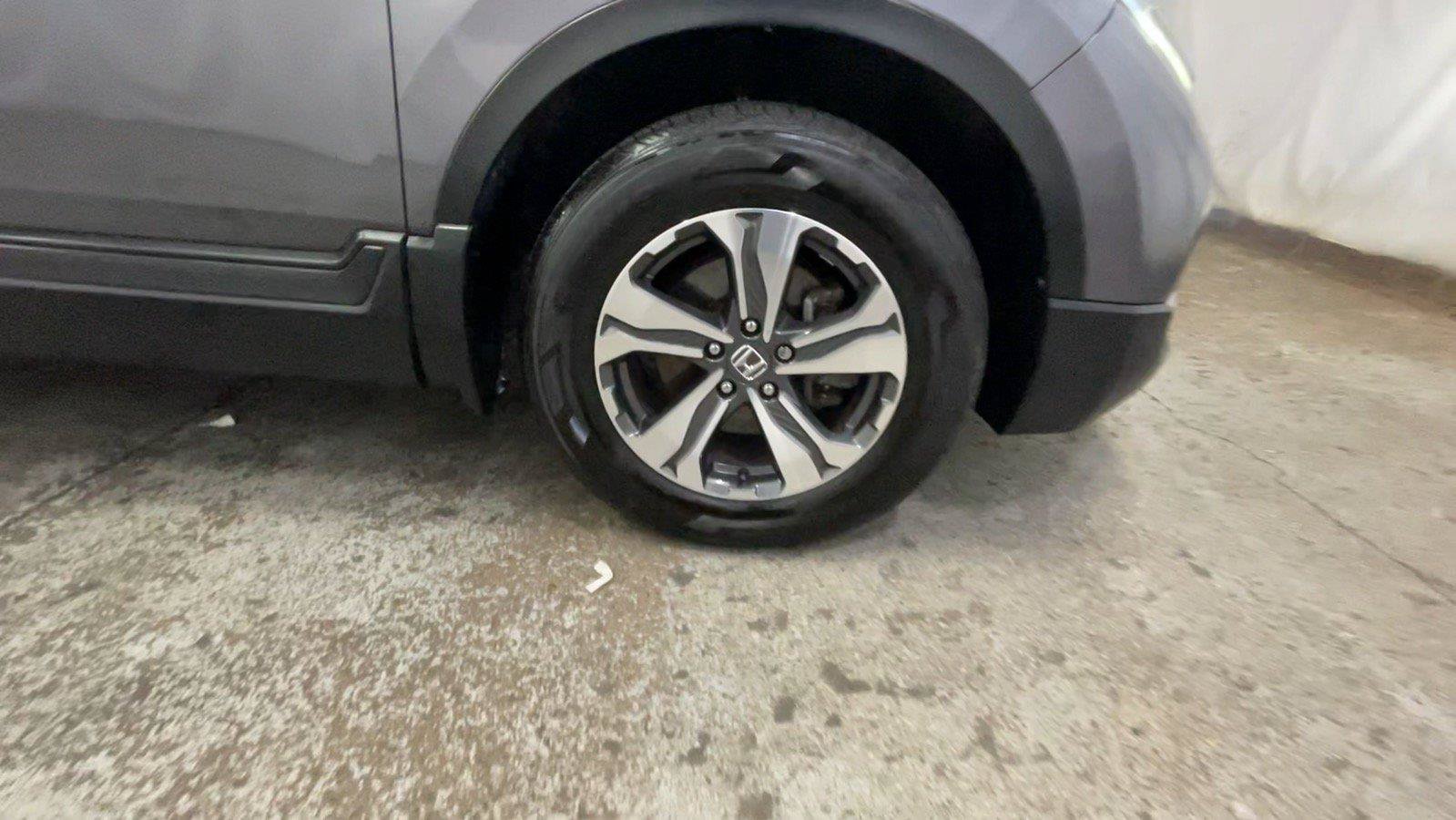 Used 2019 Honda CR-V LX image 17