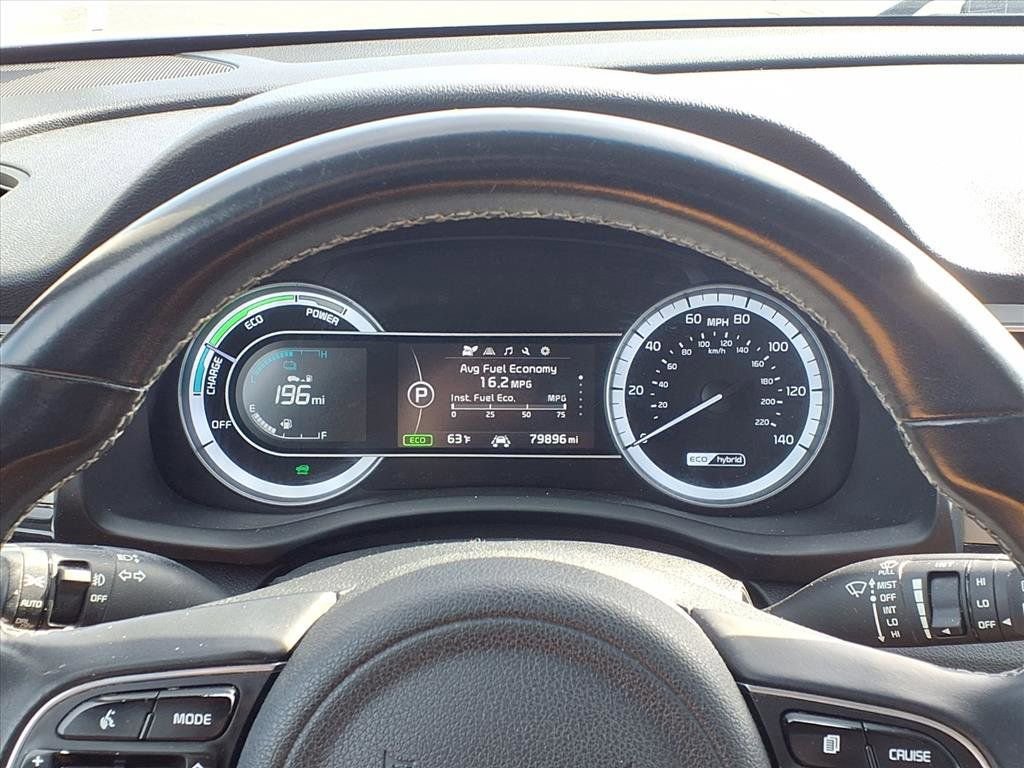 Used 2018 Kia Niro EX image 18