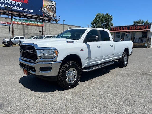 Used 2021 RAM 2500 Big Horn image 3