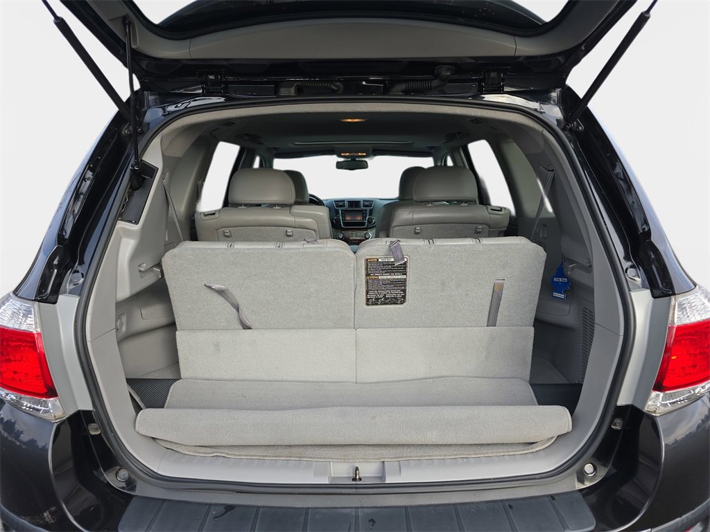Used 2013 Toyota Highlander Limited image 13