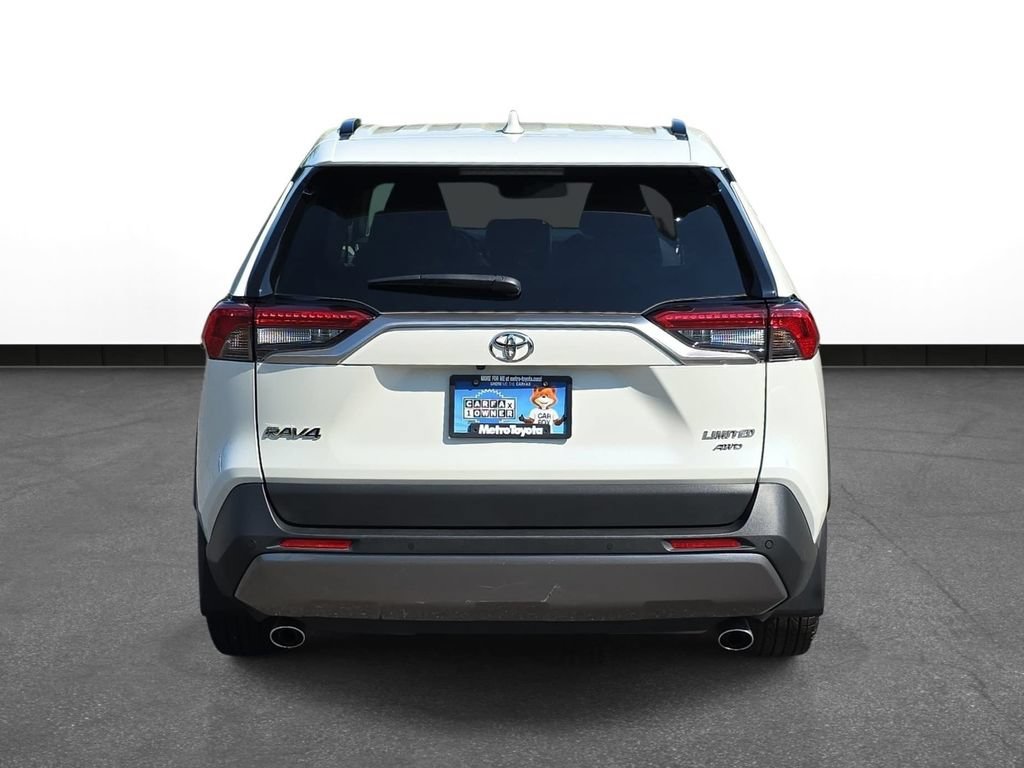 Used 2019 Toyota RAV4 Limited AWD/4WD image 6