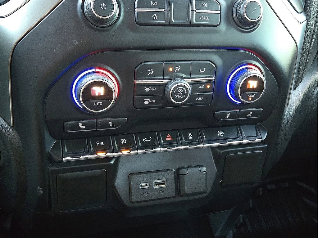 Used 2020 Chevrolet Silverado 1500 LT w/ All-Star Edition image 29