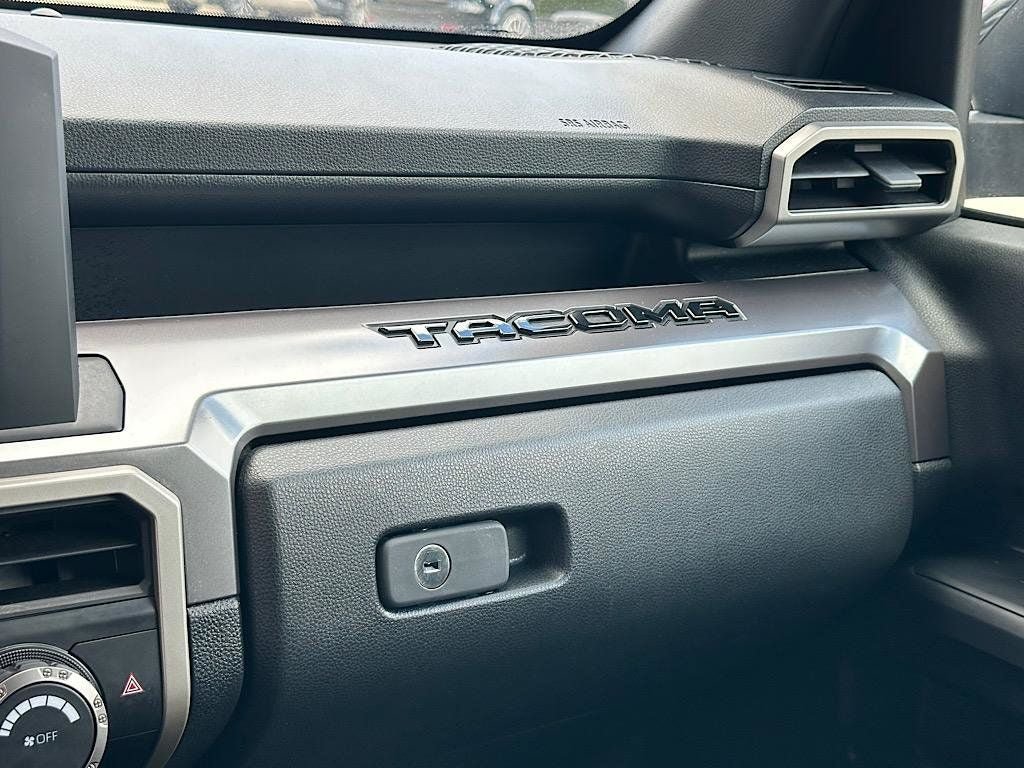 Certified 2024 Toyota Tacoma TRD Off-Road AWD/4WD image 27