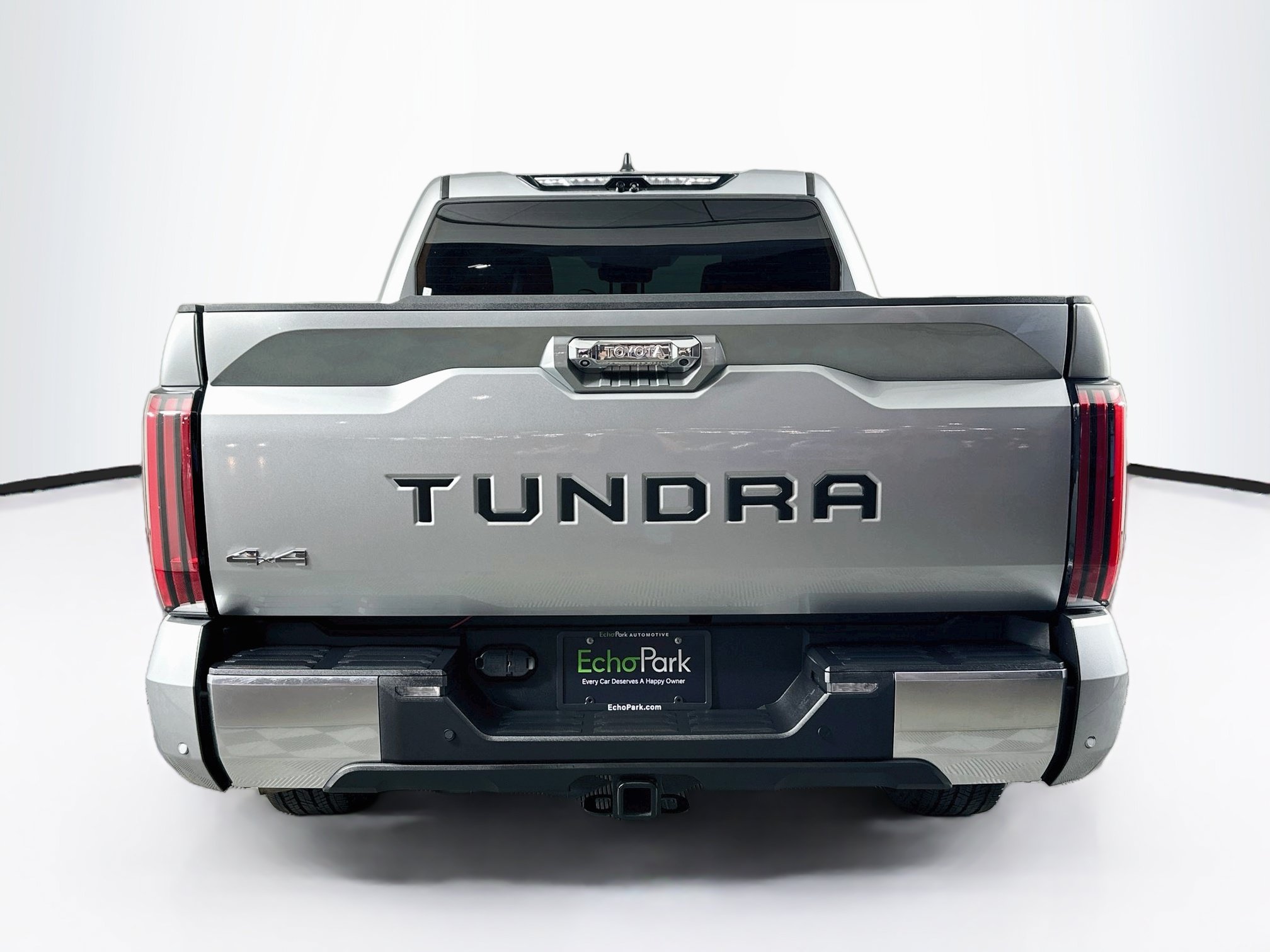 Used 2024 Toyota Tundra Limited AWD/4WD image 7